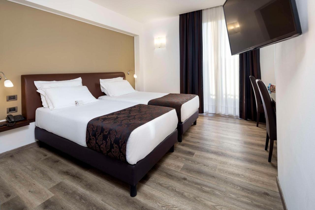 Western Biri Hotel Padova